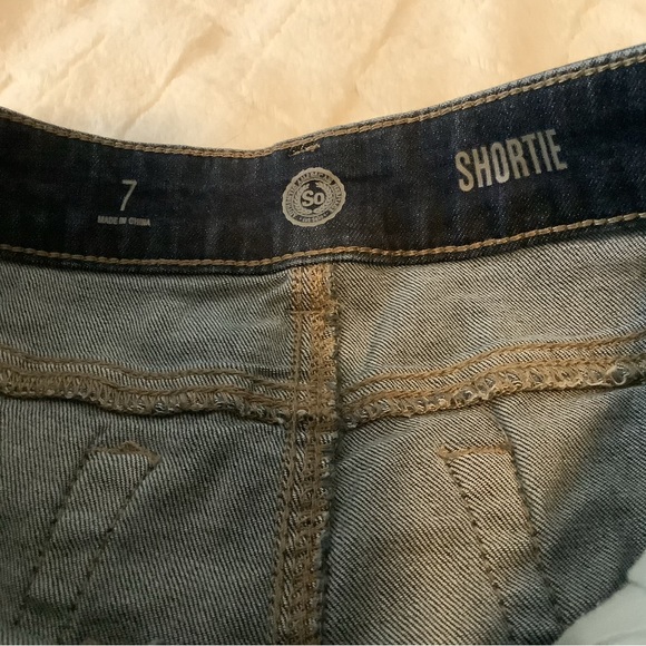 SO Jean shorts - Picture 8 of 8